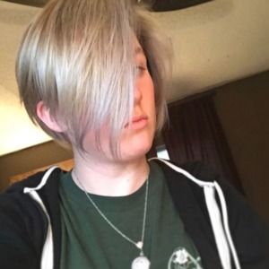 Meet your Posher, Bethany